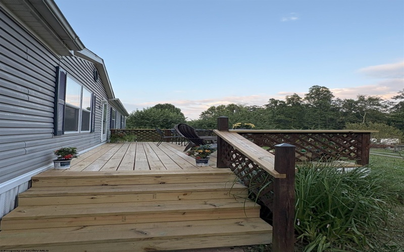 124 Wood Crest Road, Weston, West Virginia 26452, 3 Bedrooms Bedrooms, 7 Rooms Rooms,2 BathroomsBathrooms,Single Family Detached,For Sale,Wood Crest,10161156