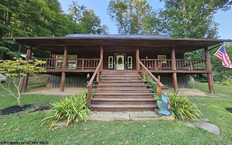 3011 Crooked Run Road, Alum Bridge, West Virginia 26321, 2 Bedrooms Bedrooms, 5 Rooms Rooms,1 BathroomBathrooms,Single Family Detached,For Sale,Crooked Run,10161155