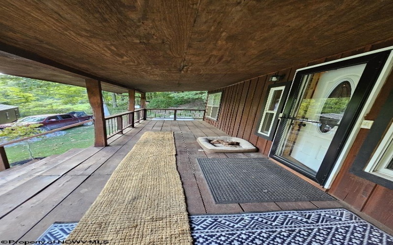 3011 Crooked Run Road, Alum Bridge, West Virginia 26321, 2 Bedrooms Bedrooms, 5 Rooms Rooms,1 BathroomBathrooms,Single Family Detached,For Sale,Crooked Run,10161155