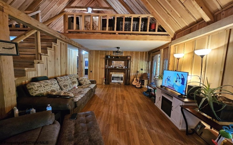 3011 Crooked Run Road, Alum Bridge, West Virginia 26321, 2 Bedrooms Bedrooms, 5 Rooms Rooms,1 BathroomBathrooms,Single Family Detached,For Sale,Crooked Run,10161155