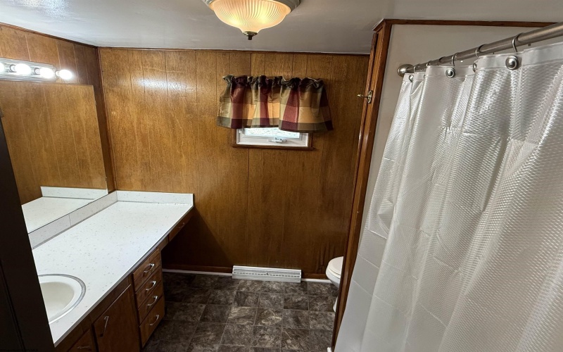 721 Washington Street, Grafton, West Virginia 26354, 2 Bedrooms Bedrooms, 5 Rooms Rooms,1 BathroomBathrooms,Single Family Detached,For Sale,Washington,10161154