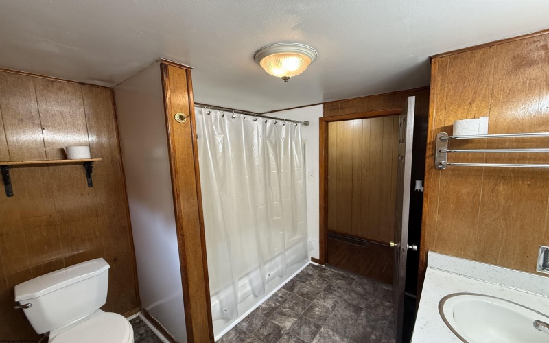 721 Washington Street, Grafton, West Virginia 26354, 2 Bedrooms Bedrooms, 5 Rooms Rooms,1 BathroomBathrooms,Single Family Detached,For Sale,Washington,10161154