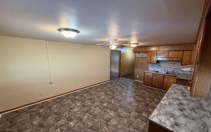 721 Washington Street, Grafton, West Virginia 26354, 2 Bedrooms Bedrooms, 5 Rooms Rooms,1 BathroomBathrooms,Single Family Detached,For Sale,Washington,10161154