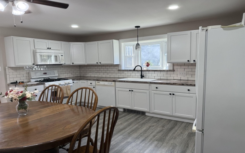 223 Dudley Fork Road, Mannington, West Virginia 26582, 3 Bedrooms Bedrooms, 5 Rooms Rooms,2 BathroomsBathrooms,Single Family Detached,For Sale,Dudley Fork,10161166