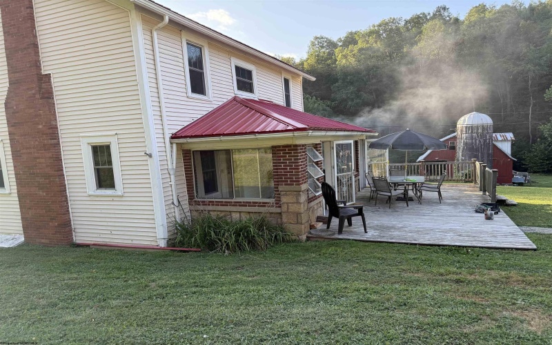 223 Dudley Fork Road, Mannington, West Virginia 26582, 3 Bedrooms Bedrooms, 5 Rooms Rooms,2 BathroomsBathrooms,Single Family Detached,For Sale,Dudley Fork,10161166