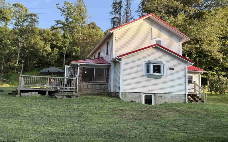 223 Dudley Fork Road, Mannington, West Virginia 26582, 3 Bedrooms Bedrooms, 5 Rooms Rooms,2 BathroomsBathrooms,Single Family Detached,For Sale,Dudley Fork,10161166