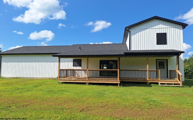 794 Laurel Park Road, Clarksburg, West Virginia 26301, 3 Bedrooms Bedrooms, 7 Rooms Rooms,2 BathroomsBathrooms,Single Family Detached,For Sale,Laurel Park,10161179