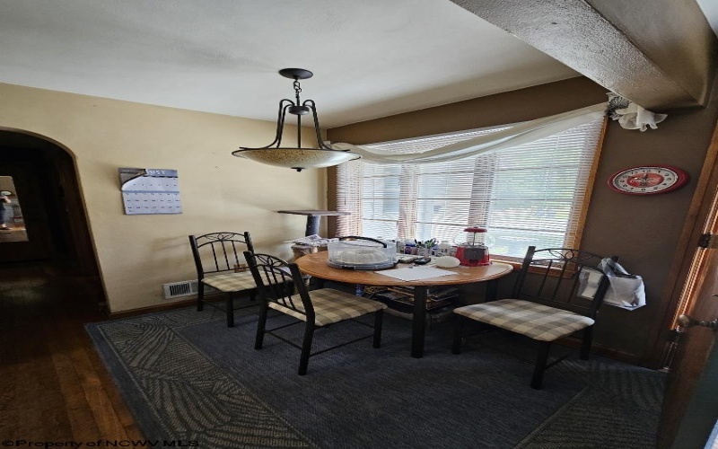 607 Pike Street, Shinnston, West Virginia 26301, 3 Bedrooms Bedrooms, 5 Rooms Rooms,2 BathroomsBathrooms,Single Family Detached,For Sale,Pike,10161178