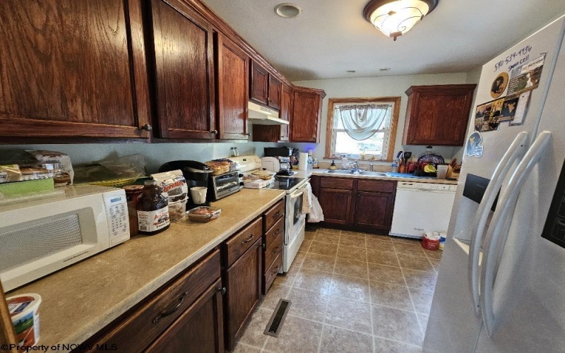 607 Pike Street, Shinnston, West Virginia 26301, 3 Bedrooms Bedrooms, 5 Rooms Rooms,2 BathroomsBathrooms,Single Family Detached,For Sale,Pike,10161178