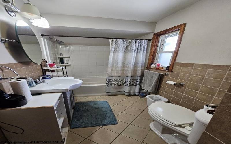 607 Pike Street, Shinnston, West Virginia 26301, 3 Bedrooms Bedrooms, 5 Rooms Rooms,2 BathroomsBathrooms,Single Family Detached,For Sale,Pike,10161178