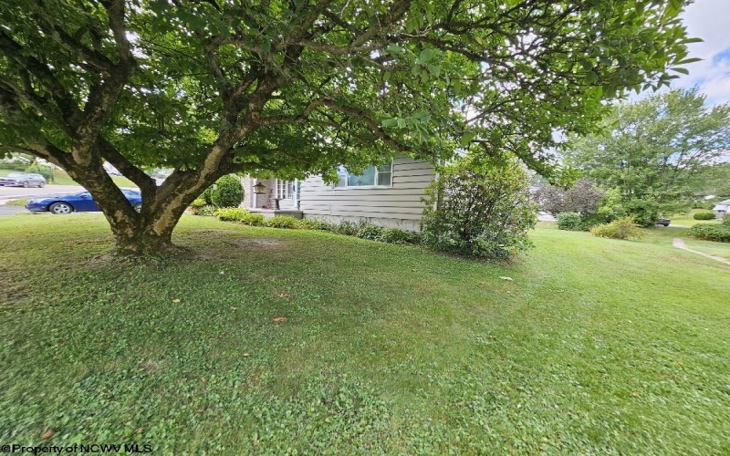 607 Pike Street, Shinnston, West Virginia 26301, 3 Bedrooms Bedrooms, 5 Rooms Rooms,2 BathroomsBathrooms,Single Family Detached,For Sale,Pike,10161178