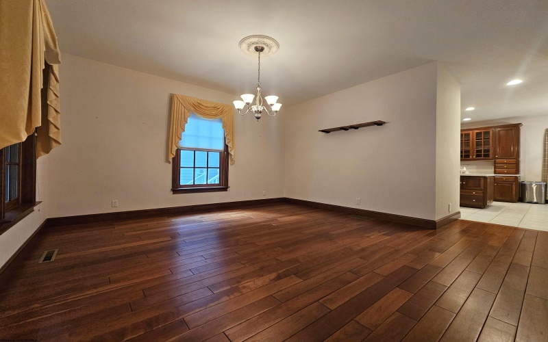 853 Meadowdale Road, Fairmont, West Virginia 26554, 3 Bedrooms Bedrooms, 9 Rooms Rooms,2 BathroomsBathrooms,Single Family Detached,For Sale,Meadowdale,10161176