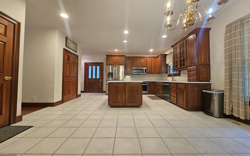 853 Meadowdale Road, Fairmont, West Virginia 26554, 3 Bedrooms Bedrooms, 9 Rooms Rooms,2 BathroomsBathrooms,Single Family Detached,For Sale,Meadowdale,10161176