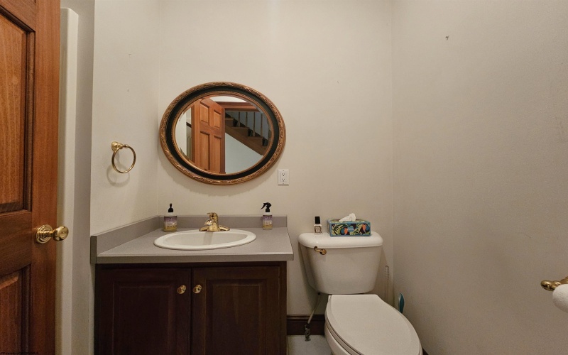 853 Meadowdale Road, Fairmont, West Virginia 26554, 3 Bedrooms Bedrooms, 9 Rooms Rooms,2 BathroomsBathrooms,Single Family Detached,For Sale,Meadowdale,10161176