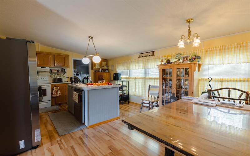 118 Tudor Lane, Beverly, West Virginia 26253, 3 Bedrooms Bedrooms, 7 Rooms Rooms,2 BathroomsBathrooms,Single Family Detached,For Sale,Tudor,10161172