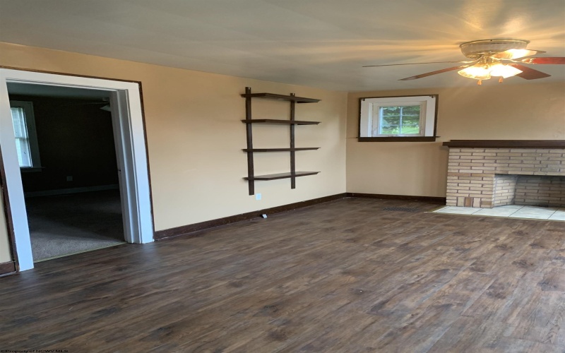 207 Woodland Avenue, Clarksburg, West Virginia 26301, 3 Bedrooms Bedrooms, 7 Rooms Rooms,1 BathroomBathrooms,Single Family Detached,For Sale,Woodland,10161175