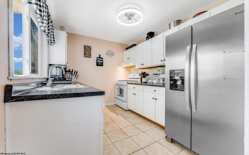 1193 Limestone Road, Clarksburg, West Virginia 26301, 3 Bedrooms Bedrooms, 9 Rooms Rooms,2 BathroomsBathrooms,Single Family Detached,For Sale,Limestone,10161185