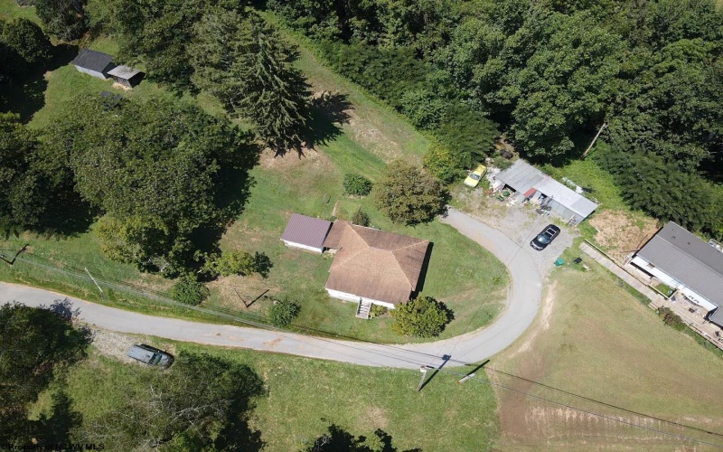 360 Oak Street, Burnsville, West Virginia 26335, 2 Bedrooms Bedrooms, 5 Rooms Rooms,1 BathroomBathrooms,Single Family Detached,For Sale,Oak,10161187
