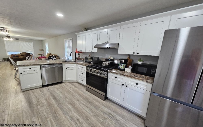 139 Montgomery Road, Weston, West Virginia 26452, 3 Bedrooms Bedrooms, 6 Rooms Rooms,2 BathroomsBathrooms,Single Family Detached,For Sale,Montgomery,10161213