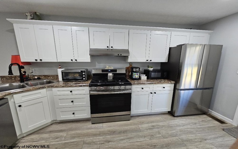 139 Montgomery Road, Weston, West Virginia 26452, 3 Bedrooms Bedrooms, 6 Rooms Rooms,2 BathroomsBathrooms,Single Family Detached,For Sale,Montgomery,10161213