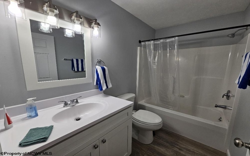 139 Montgomery Road, Weston, West Virginia 26452, 3 Bedrooms Bedrooms, 6 Rooms Rooms,2 BathroomsBathrooms,Single Family Detached,For Sale,Montgomery,10161213