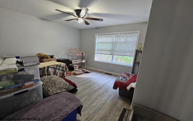 139 Montgomery Road, Weston, West Virginia 26452, 3 Bedrooms Bedrooms, 6 Rooms Rooms,2 BathroomsBathrooms,Single Family Detached,For Sale,Montgomery,10161213