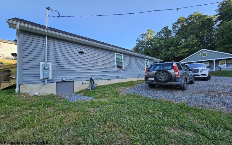 139 Montgomery Road, Weston, West Virginia 26452, 3 Bedrooms Bedrooms, 6 Rooms Rooms,2 BathroomsBathrooms,Single Family Detached,For Sale,Montgomery,10161213