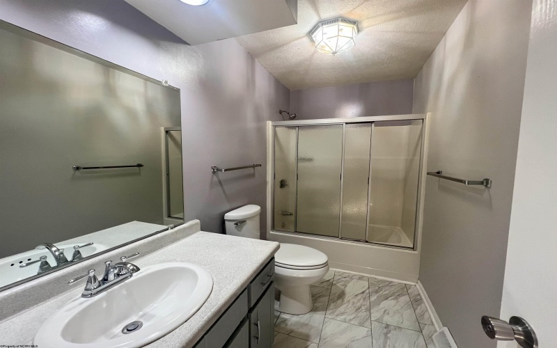 990 Northwestern Avenue, Morgantown, West Virginia 26505, 2 Bedrooms Bedrooms, 4 Rooms Rooms,2 BathroomsBathrooms,Residential Rentals,For Rent,Northwestern,10161197