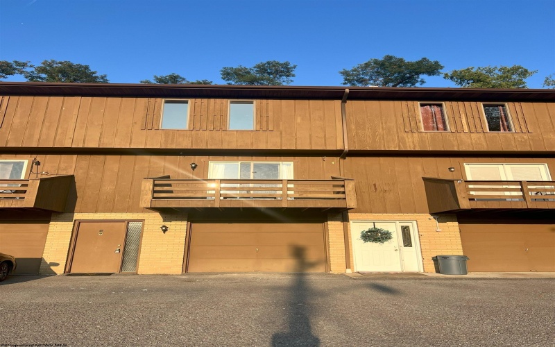 990 Northwestern Avenue, Morgantown, West Virginia 26505, 2 Bedrooms Bedrooms, 4 Rooms Rooms,2 BathroomsBathrooms,Residential Rentals,For Rent,Northwestern,10161197