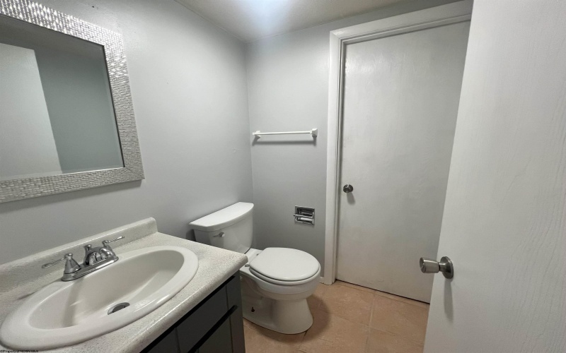 990 Northwestern Avenue, Morgantown, West Virginia 26505, 2 Bedrooms Bedrooms, 4 Rooms Rooms,2 BathroomsBathrooms,Residential Rentals,For Rent,Northwestern,10161197