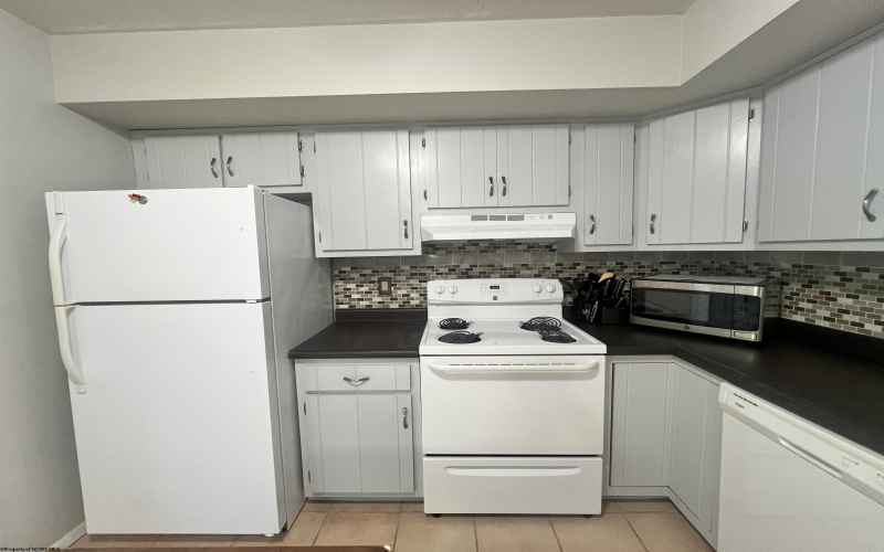990 Northwestern Avenue, Morgantown, West Virginia 26505, 2 Bedrooms Bedrooms, 4 Rooms Rooms,2 BathroomsBathrooms,Residential Rentals,For Rent,Northwestern,10161197
