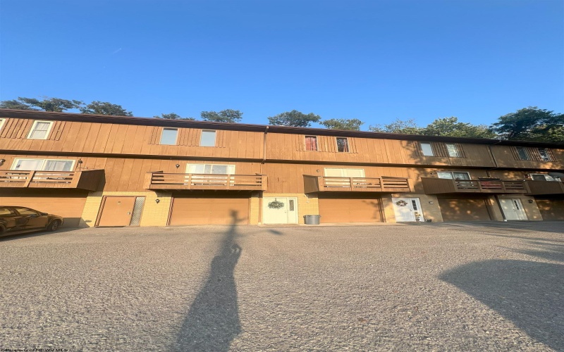 990 Northwestern Avenue, Morgantown, West Virginia 26505, 2 Bedrooms Bedrooms, 4 Rooms Rooms,2 BathroomsBathrooms,Residential Rentals,For Rent,Northwestern,10161197