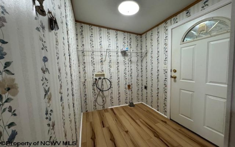 62 Brown Street, Rowlesburg, West Virginia 26425, 3 Bedrooms Bedrooms, 5 Rooms Rooms,2 BathroomsBathrooms,Single Family Detached,For Sale,Brown,10161211