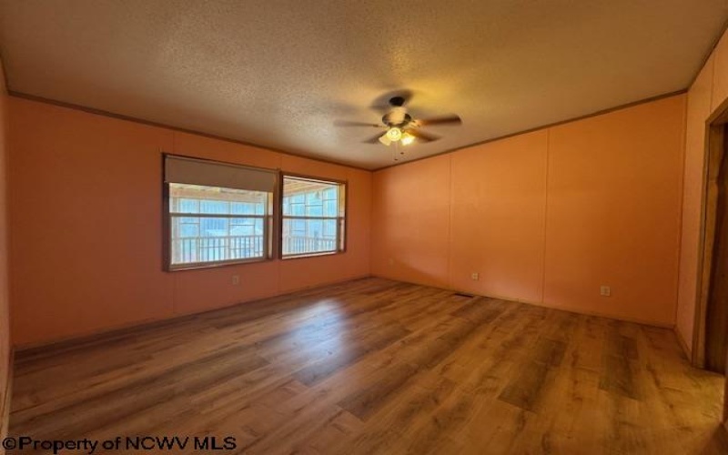 62 Brown Street, Rowlesburg, West Virginia 26425, 3 Bedrooms Bedrooms, 5 Rooms Rooms,2 BathroomsBathrooms,Single Family Detached,For Sale,Brown,10161211