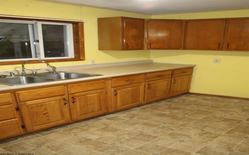 105 Point Mountain Road, Webster Springs, West Virginia 26288, 2 Bedrooms Bedrooms, 8 Rooms Rooms,1 BathroomBathrooms,Single Family Detached,For Sale,Point Mountain,10161209