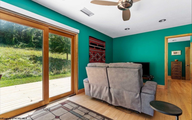 126 Big Foot Road, Dilliner, Pennsylvania 15327, 3 Bedrooms Bedrooms, 9 Rooms Rooms,2 BathroomsBathrooms,Single Family Detached,For Sale,Big Foot,10161207