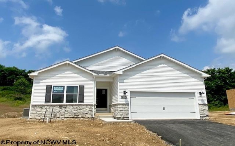 815 Bogey Lane, Maidsville, West Virginia 26541, 3 Bedrooms Bedrooms, 6 Rooms Rooms,2 BathroomsBathrooms,Single Family Detached,For Sale,Bogey,10159628