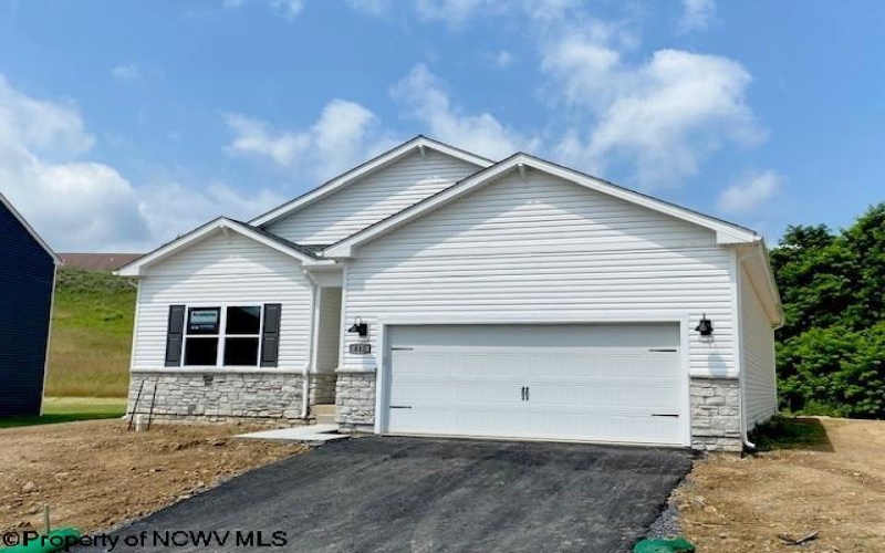 815 Bogey Lane, Maidsville, West Virginia 26541, 3 Bedrooms Bedrooms, 6 Rooms Rooms,2 BathroomsBathrooms,Single Family Detached,For Sale,Bogey,10159628