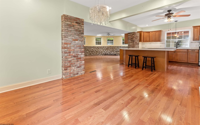 200 Logan Avenue, Morgantown, West Virginia 26501, 4 Bedrooms Bedrooms, 9 Rooms Rooms,3 BathroomsBathrooms,Single Family Detached,For Sale,Logan,10161191