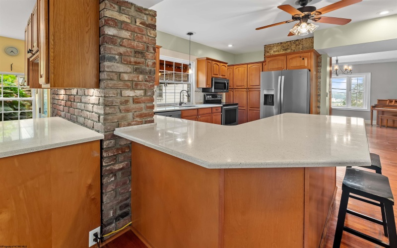 200 Logan Avenue, Morgantown, West Virginia 26501, 4 Bedrooms Bedrooms, 9 Rooms Rooms,3 BathroomsBathrooms,Single Family Detached,For Sale,Logan,10161191