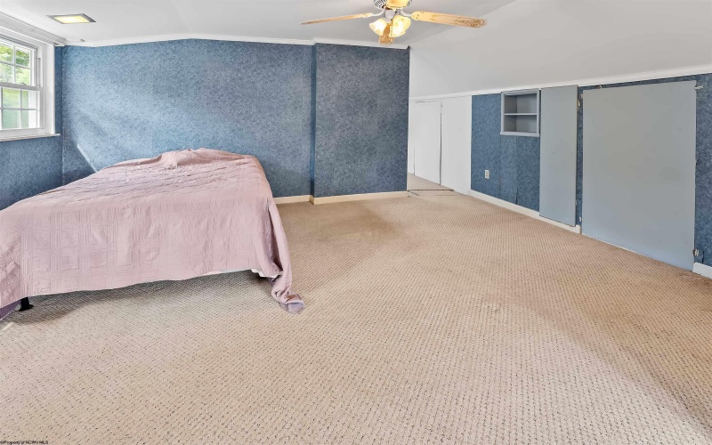 200 Logan Avenue, Morgantown, West Virginia 26501, 4 Bedrooms Bedrooms, 9 Rooms Rooms,3 BathroomsBathrooms,Single Family Detached,For Sale,Logan,10161191