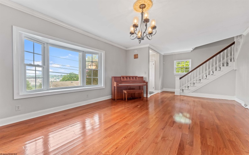 200 Logan Avenue, Morgantown, West Virginia 26501, 4 Bedrooms Bedrooms, 9 Rooms Rooms,3 BathroomsBathrooms,Single Family Detached,For Sale,Logan,10161191