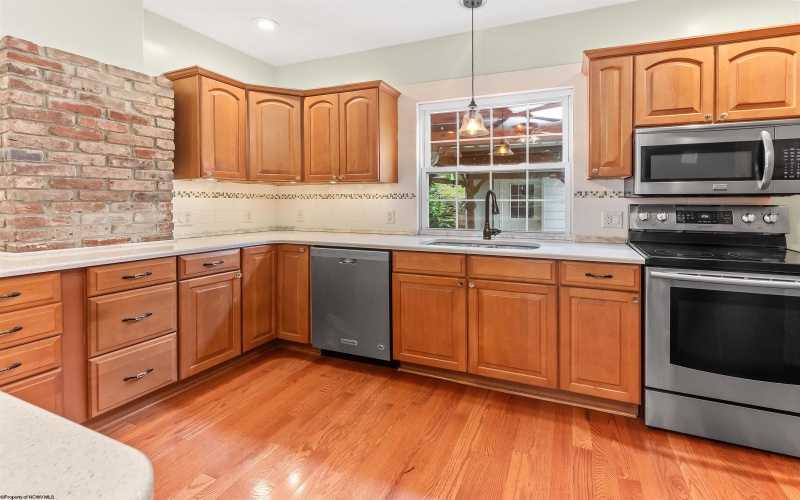 200 Logan Avenue, Morgantown, West Virginia 26501, 4 Bedrooms Bedrooms, 9 Rooms Rooms,3 BathroomsBathrooms,Single Family Detached,For Sale,Logan,10161191