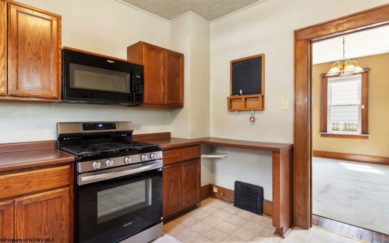 716 Elysian Avenue, Morgantown, West Virginia 26501, 3 Bedrooms Bedrooms, 6 Rooms Rooms,1 BathroomBathrooms,Single Family Detached,For Sale,Elysian,10161199