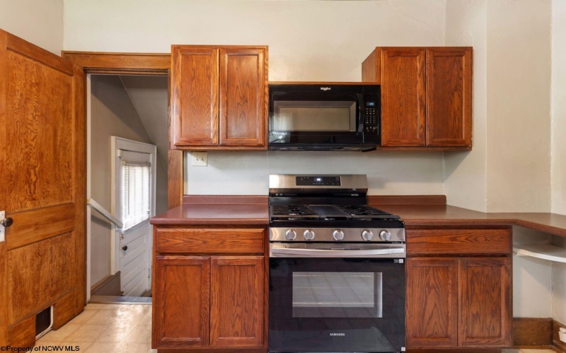 716 Elysian Avenue, Morgantown, West Virginia 26501, 3 Bedrooms Bedrooms, 6 Rooms Rooms,1 BathroomBathrooms,Single Family Detached,For Sale,Elysian,10161199