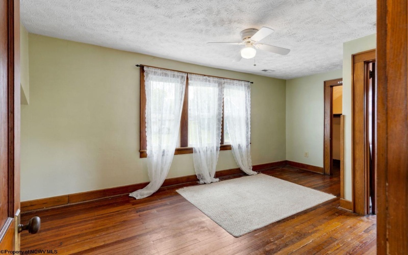 716 Elysian Avenue, Morgantown, West Virginia 26501, 3 Bedrooms Bedrooms, 6 Rooms Rooms,1 BathroomBathrooms,Single Family Detached,For Sale,Elysian,10161199