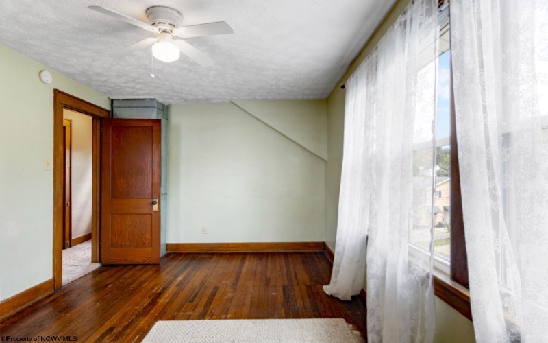 716 Elysian Avenue, Morgantown, West Virginia 26501, 3 Bedrooms Bedrooms, 6 Rooms Rooms,1 BathroomBathrooms,Single Family Detached,For Sale,Elysian,10161199
