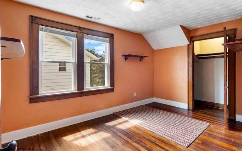 716 Elysian Avenue, Morgantown, West Virginia 26501, 3 Bedrooms Bedrooms, 6 Rooms Rooms,1 BathroomBathrooms,Single Family Detached,For Sale,Elysian,10161199