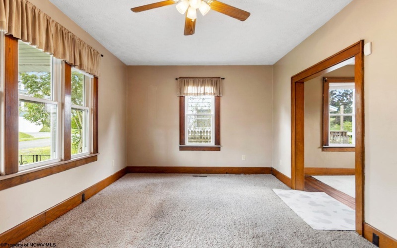 716 Elysian Avenue, Morgantown, West Virginia 26501, 3 Bedrooms Bedrooms, 6 Rooms Rooms,1 BathroomBathrooms,Single Family Detached,For Sale,Elysian,10161199