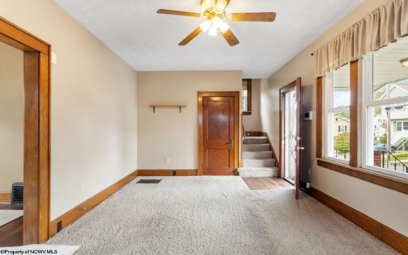 716 Elysian Avenue, Morgantown, West Virginia 26501, 3 Bedrooms Bedrooms, 6 Rooms Rooms,1 BathroomBathrooms,Single Family Detached,For Sale,Elysian,10161199